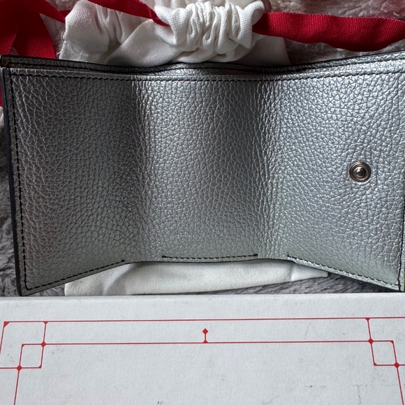 Alexander McQueen Metallic Grey/Silver wallet - Picture 2 of 3